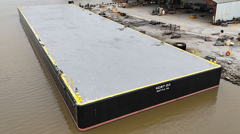 Deck-cargo-Barge-1369
